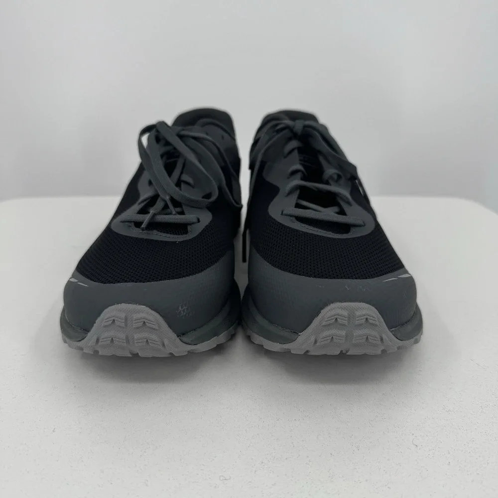 Merrell Men's Fly Strike 2 Low Trail Running Shoes Size 12 Gray/Black J068547